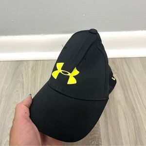 Under Armour Hat Kids S/M Black and Neon Yellow Logo Baseball Cap
